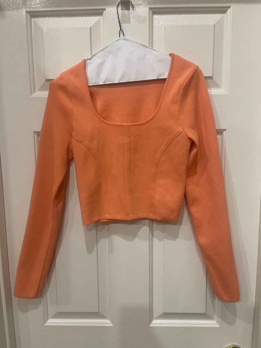 Women's Square-Neck Long-Sleeve Crop Top - Peach 🍑 S:L
